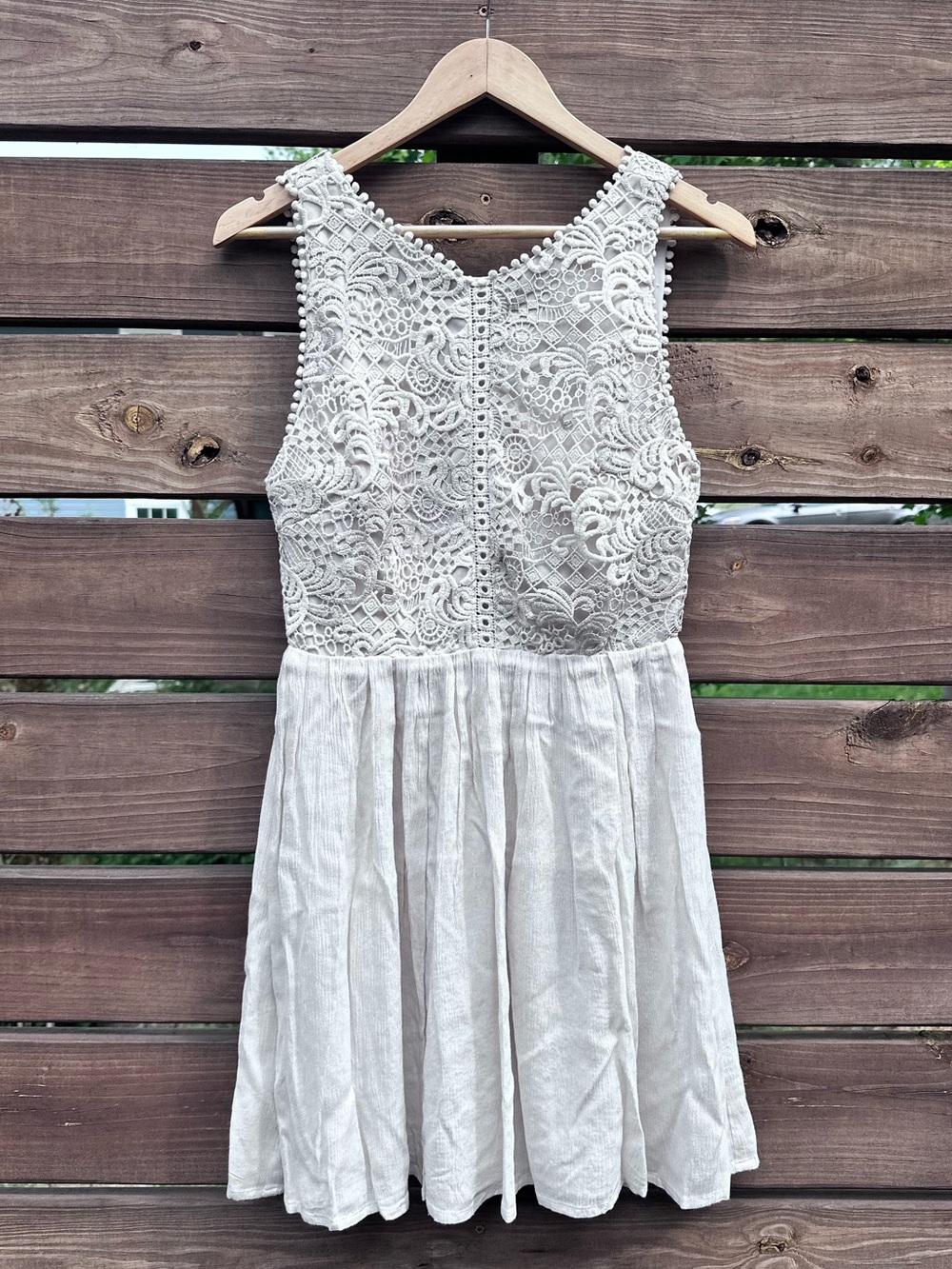 NWT Alya Francesca’s Women's Cream Crochet Lace Style Dress